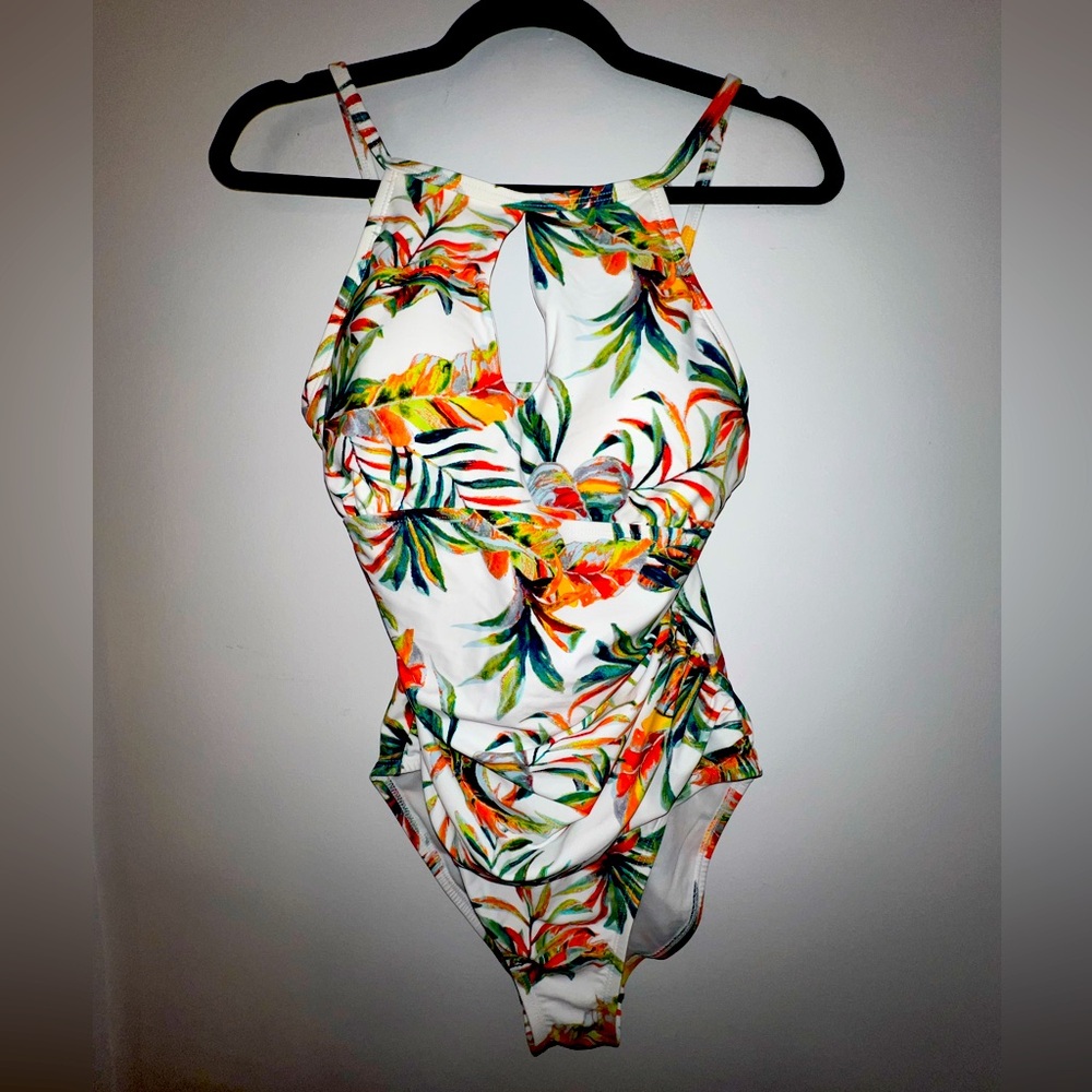 Ellen Tracy one piece bathing suit